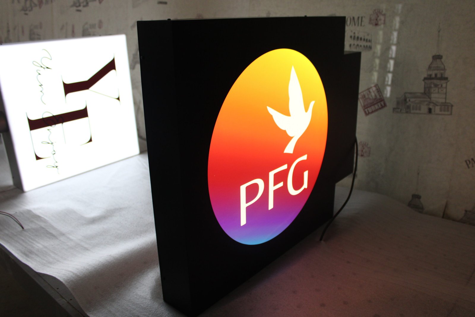 fabricante de rótulos luminosos
