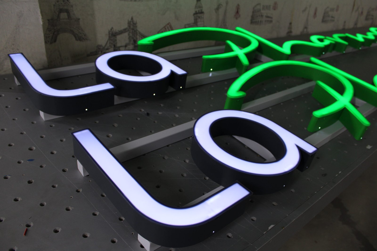 fabricante de rótulos luminosos